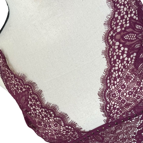 Victorias Secret Lace Bodysuit Deep V Neck romantic Mesh Top Sleeveless Lingerie - Picture 6 of 11